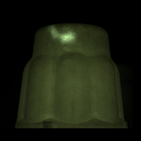 側(cè)面頂部厚薄不均